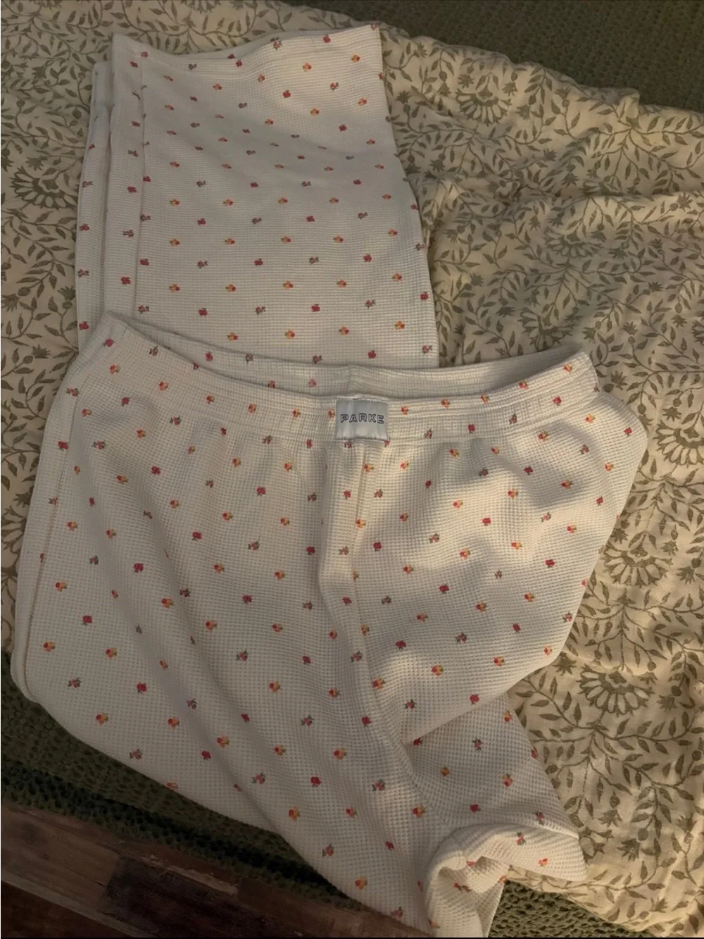 Parke cozy white